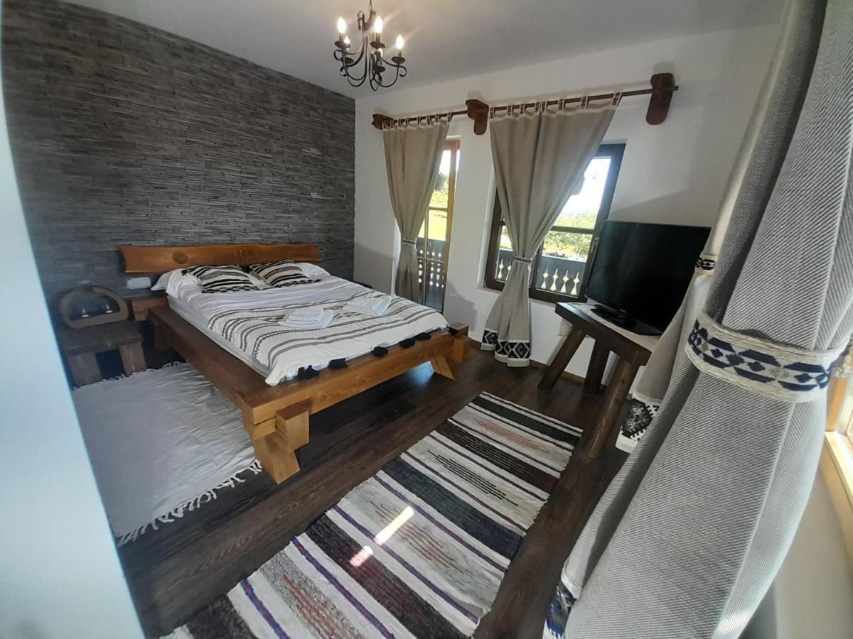 Ferienwohnung Mosia Dar In Rai Berbesti Exterior foto
